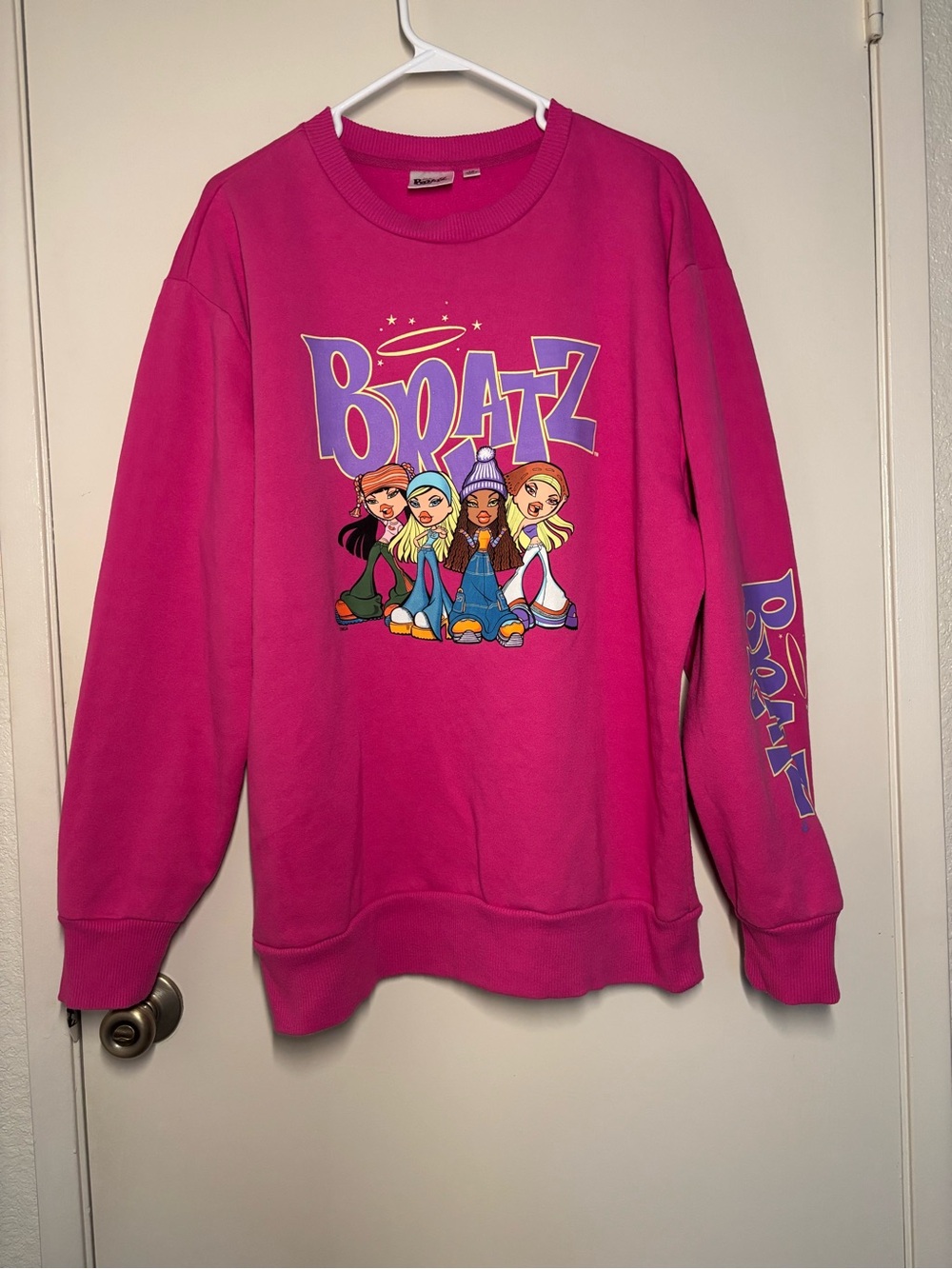 Bratz Graphic Sweatshirt Hor Pink Crewneck Pullover Y2K Aesthetic Eomens Size L